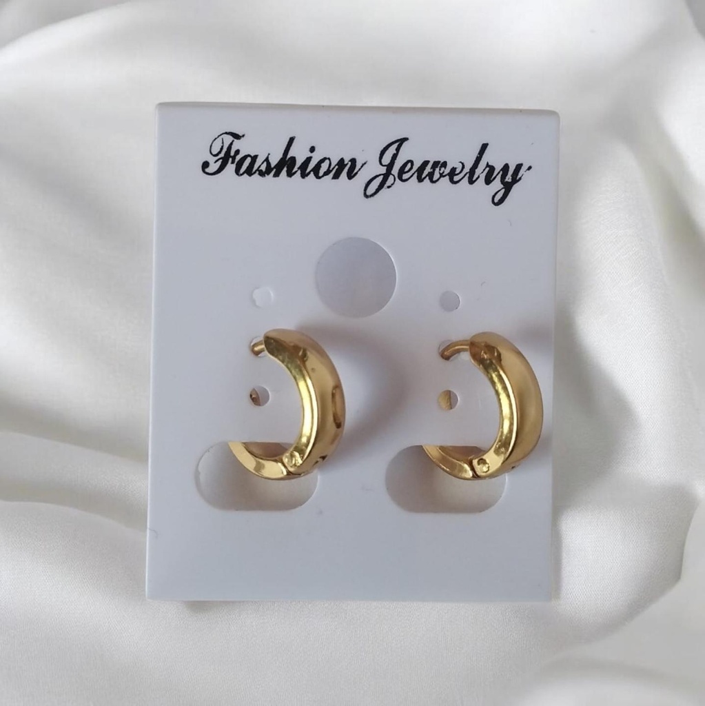 Minimalist Gold Hoop